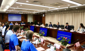 匈牙利匈中双语学校师生跨越万里，感受“锦绣江苏”