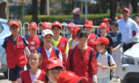 新京报小记者走进中华世纪坛，近距离观展感受古罗马文明之美