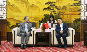 袁靖宇会见伊朗科研技术部代表团