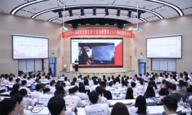联学、联讲、联评，青年学子从青春报告会中汲取信仰力量