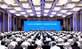 这堂“不一般”的课上，省委书记强调把江苏高校打造成这“五地”