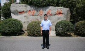 促膝长谈 开学第一课，镇江市区各高中书记和校长和同学“聊”了啥？