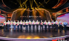 “九月的芬芳——2023年江苏省庆祝教师节主题活动”圆满举行