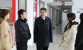 陈玉：双鬓多年作雪 寸心依然如丹 | 2023江苏教师年度人物