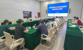 汪国培赴省电化教育馆调研党建工作