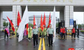 18公里！江苏师范大学科文学院学子完成环潘安湖军训拉练