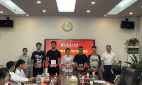 “我与新中国同一天生日！”江苏理工学院国庆节与新生代表共话成长