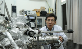 薛其坤获颁巴克利奖，成为奖项设立70年来首位中国籍获奖者
