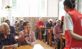 世界卒中日，这群南医大学生将脑部健康知识送到居民家门口