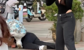 湖大一女生穿连体衣引争议，“穿衣自由”和“得体”哪个更重要？