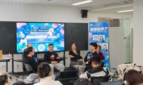 谈职业规划、一对一优化简历，“职导师”走进首经贸与学生面对面