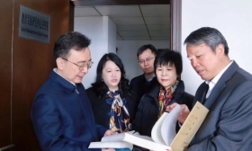 沈辉一行到省教育科学研究院调研
