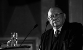 中国政法大学原校长江平逝世，系新中国民商法学主要奠基人之一