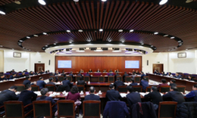 教育部召开年终总结会：多做实事、不做“盆景”