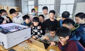 让教育更“智慧”，新东方给出新答卷