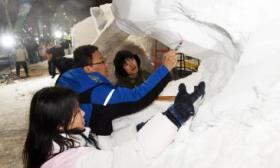 国际大学生雪雕大赛在哈工程开赛，57支队伍展开角逐