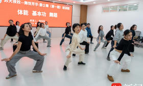 火爆！苏大夜校开课，学员“打飞的”赶回来听