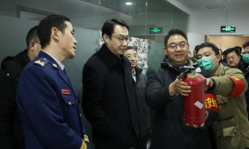 副省长赵岩调研检查学校消防安全工作