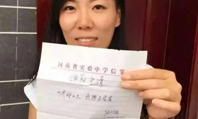 8年前爆火的那个辞职女教师，情怀实现了吗？回答亮了
