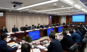 省教育厅党组理论学习中心组召开学习贯彻二十届中央纪委三次全会精神学习会