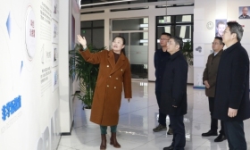 江涌一行调研常州大学