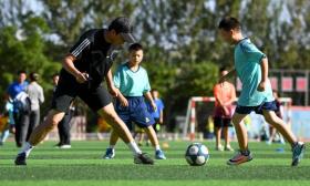 上不了大学、进不了职业队，青少年运动员的出路在哪里？