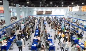 用人需求过万！南财春季招聘会，毕业生“挑花眼”