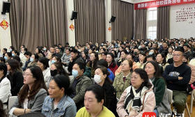 要从“无证驾驶”走向“规范操作”，镇江崇实女中开设考后“家长课堂”赋能成长
