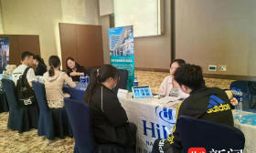 贴心！江苏旅院“送人到岗”精准帮学生找工作