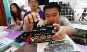 设五个展区、凸显交通特色，北京交通大学第十三届创意文化节开幕