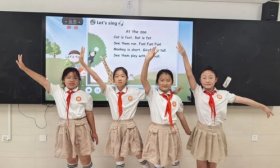 济南高新区黄金谷学校举办班级英文合唱比赛