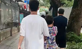 高考刚完，孩子就列了6万的花费清单！父母月挣一万多，需攒一年