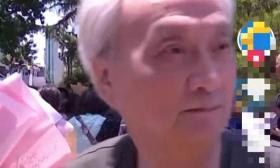 笑不活了！清华学霸爷爷送孙女高考接受采访，我却笑死在了评论区