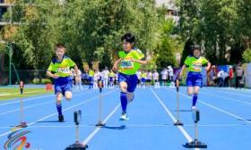 北京市第二届小学生运动会举行，三千余学生同场竞技共享运动快乐