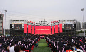 拒绝躺平，不做“45度青年”！2168 名学生从南京特师毕业了