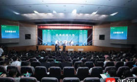 第二届江苏大学生读书文化节名家阅读分享会在扬大举办