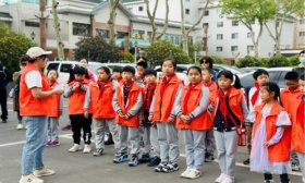 山师附小2021级6中队小队员开启济南古城穿越时空之旅
