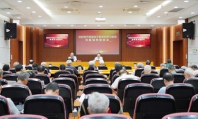 省教育厅组织开展离退休干部党员党纪学习 教育专题辅导