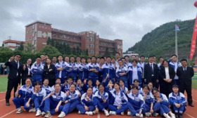 全班49人48个高考过600分 老师:多来自山村，主动要求不放假