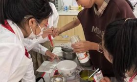 济南高新区丰奥嘉园小学：走进“丰蜜”烘焙社团，用甜蜜传递文化