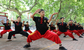 河南温县：传承太极 “武”动暑假