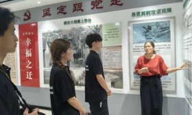 西安翻译学院生态保护实践团前往杨庙社区进行环境保护宣传