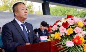 山外大校长孙承武获山东首批“享受省政府特殊津贴人员”专家称号