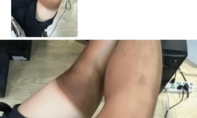 男生军训后晒出黑丝，被母亲发网上公开丢人，网友：意义是啥