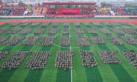 筑梦扬帆青春启航，山东工程举行新生开学典礼暨国防教育成果汇演