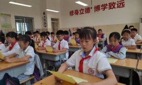 济南高新区稼轩小学五（3）中队举办传统文化特色教育活动