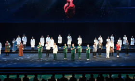 南京医科大学90周年校庆原创舞台剧《仁心》，震撼首演！