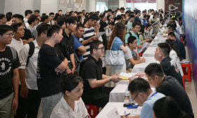 海口：国企专场招聘 力促供需“双向奔赴”