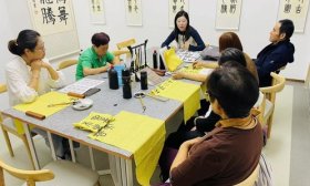 淄博职业学院老年大学开展庆国庆“三进”系列公益活动