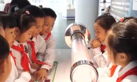 “今天，我光荣加入中国少年先锋队”